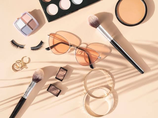 Beauty & Makeup